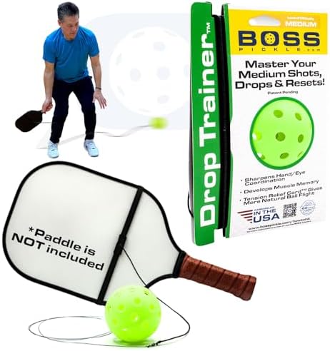 Pickleball | Pickleball Trainer – Verwenden Sie den Trainer, wenn kein Spiel mit einem Freund stattfindet. Die Bälle sind grün und mit einem Ball an einer Schnur verbunden. Die Pickleballs bieten ein Trainingsgerät für Rebounder, das beim Dinken hilft. Üben Sie wie ein Profi! Pickleball Pickleball